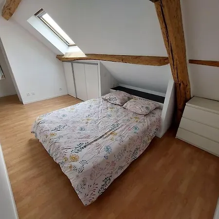 En Centre De Village 아파트 Betz